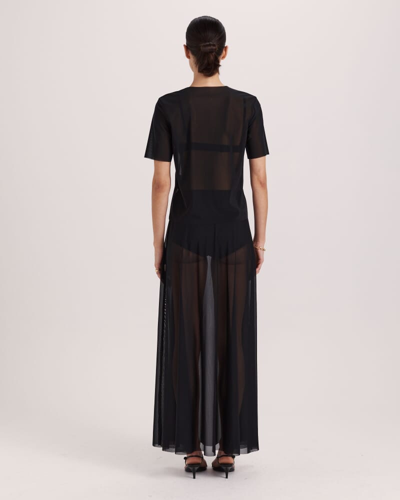 Mackenzie Short Sleeve Tee in BLACK