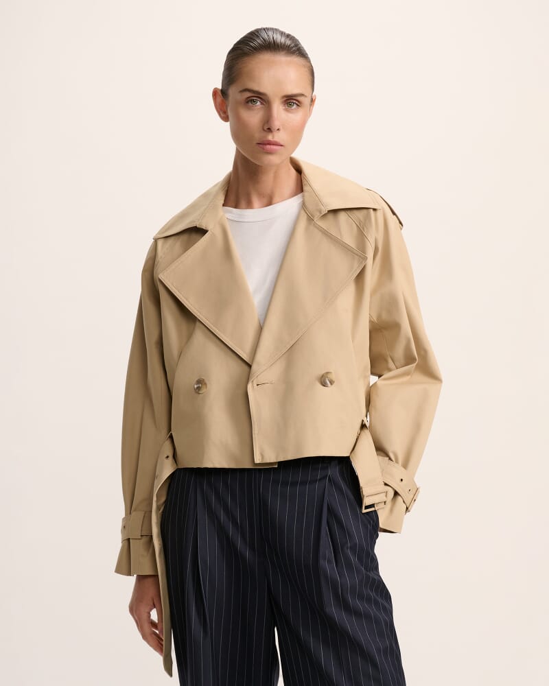 Lana Cropped Cotton Trench in CAPPUCCINO