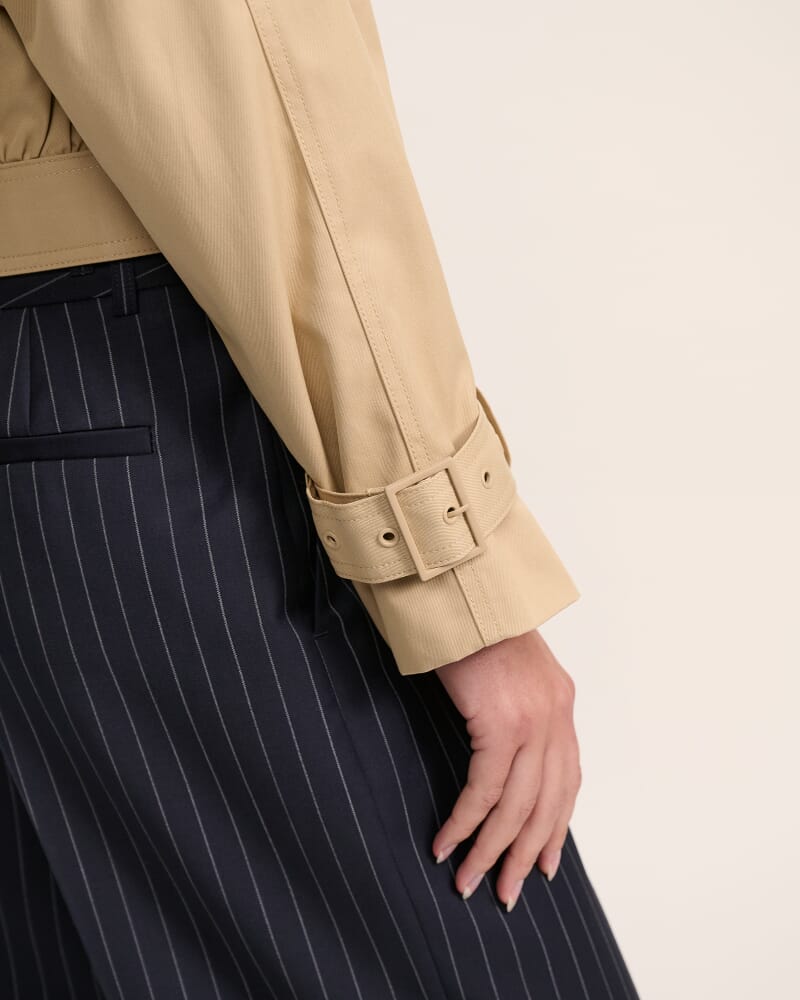 Lana Cropped Cotton Trench in CAPPUCCINO