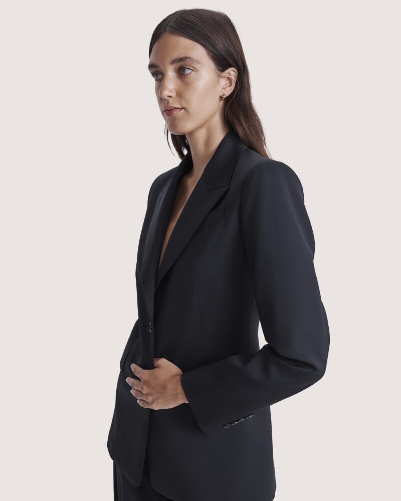 Suki Classic Wool Blazer in BLACK