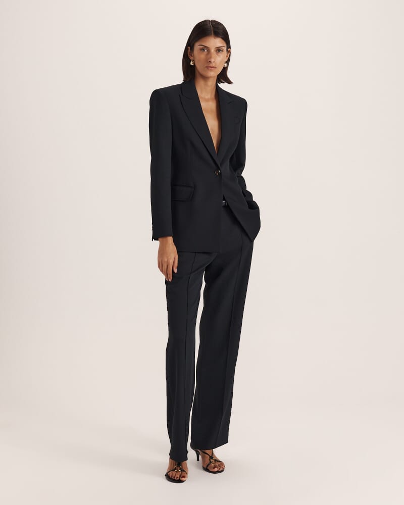 Dharma Stitch Detail Blazer in BLACK