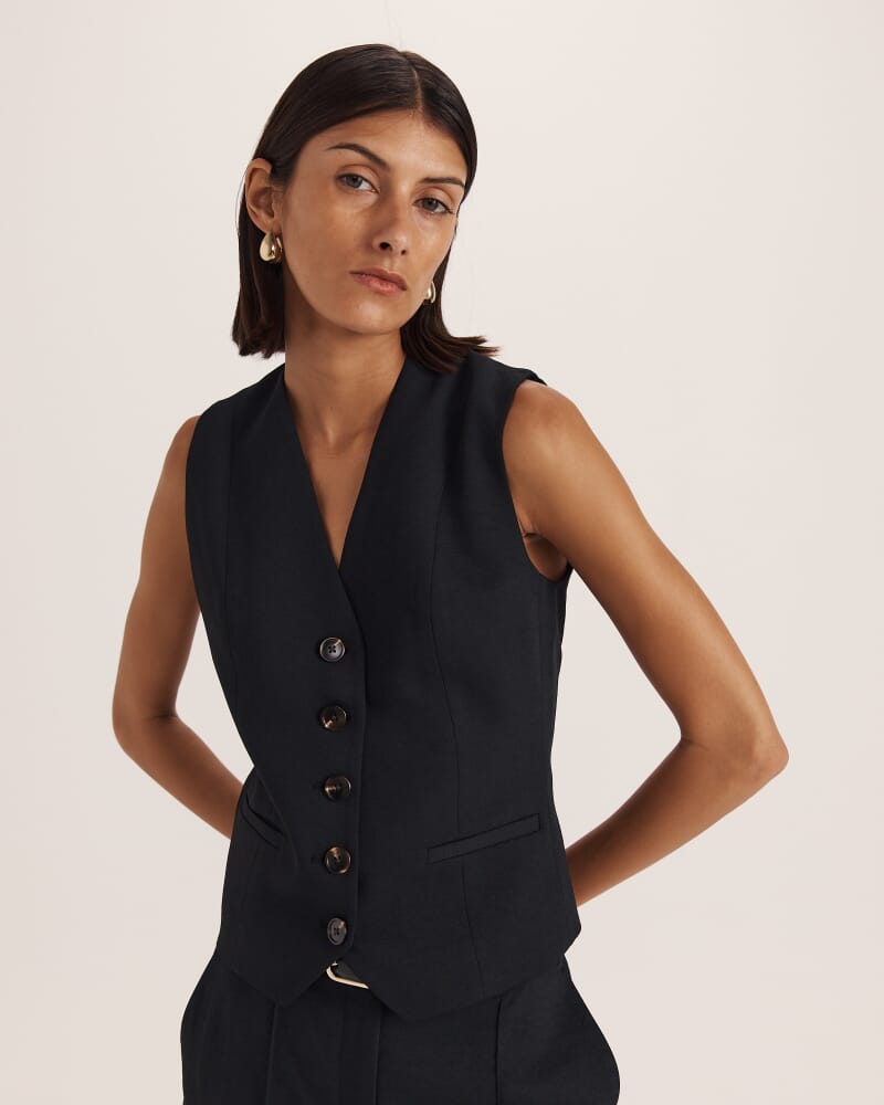 Dharma Vest in BLACK