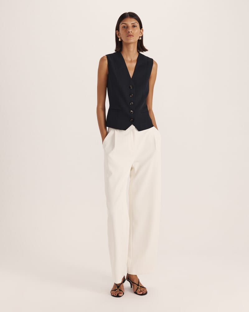 Dharma Vest in BLACK