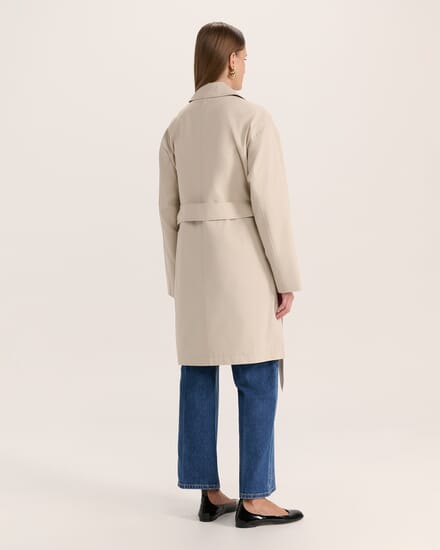 Lana Long Cotton Mac Coat in LATTE