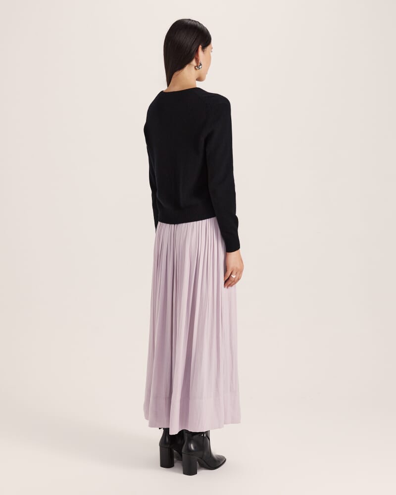 Cashmere Crew Neck Knit in BLACK