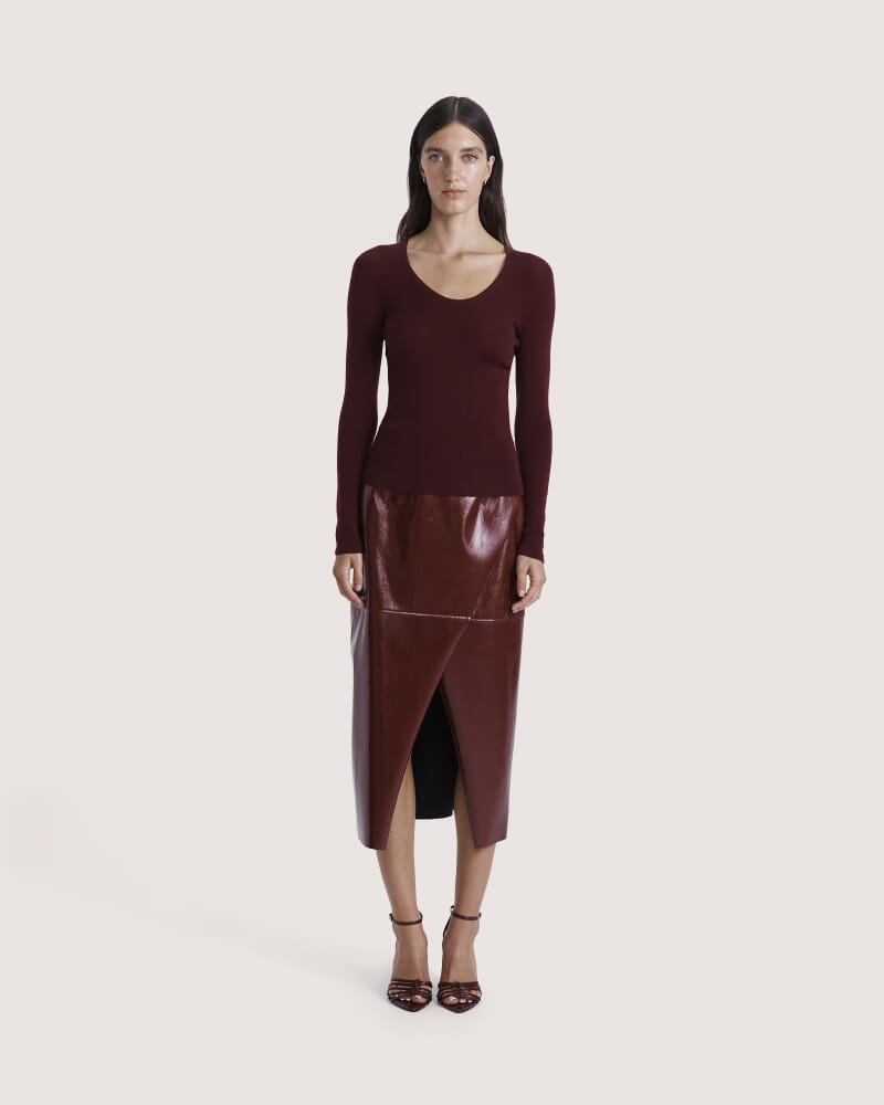 Clare Wool Scoop Neck in BERRY