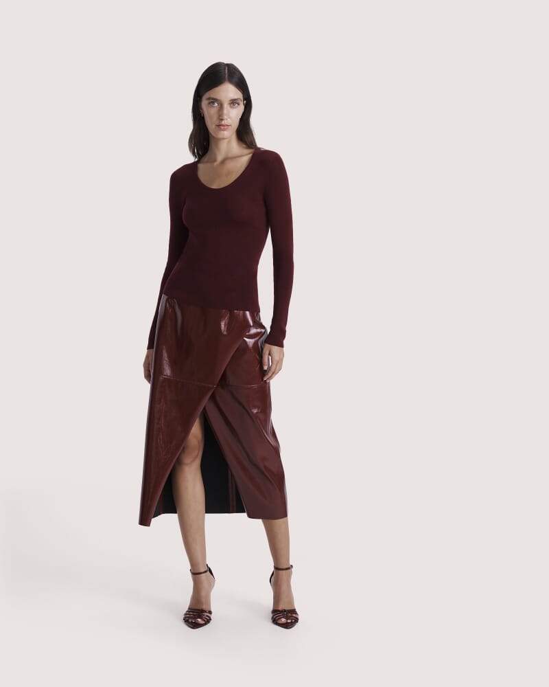 Clare Wool Scoop Neck in BERRY