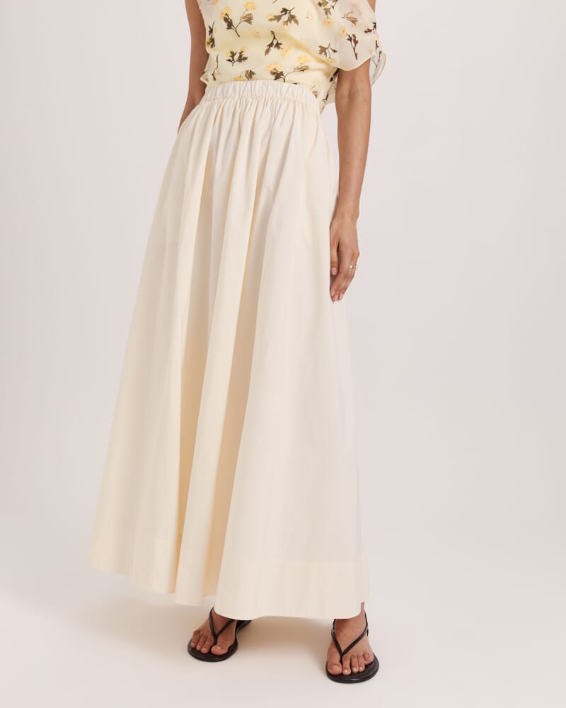 Belle Midi Skirt in VANILLA