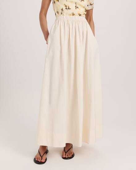 Belle Midi Skirt in VANILLA