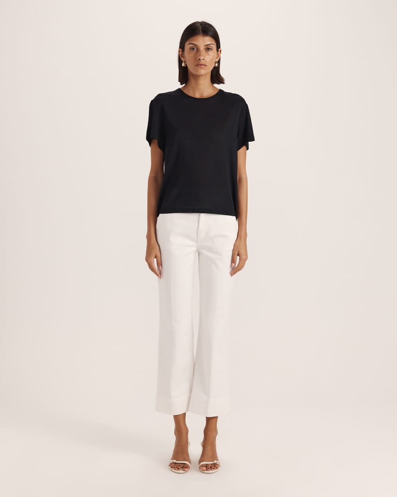 Antonia Tee in BLACK