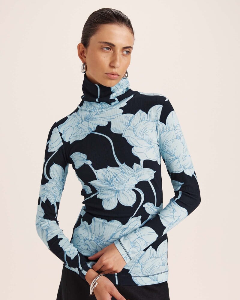 Verdisa Rib Long Sleeve Top in MULTI