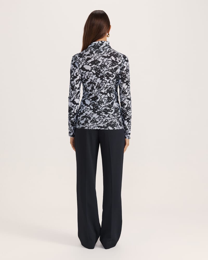 Truffle Wool Long Sleeve Top in BLUE/BLACK