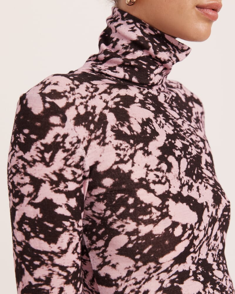 Truffle Wool Long Sleeve Top in PINK/BROWN