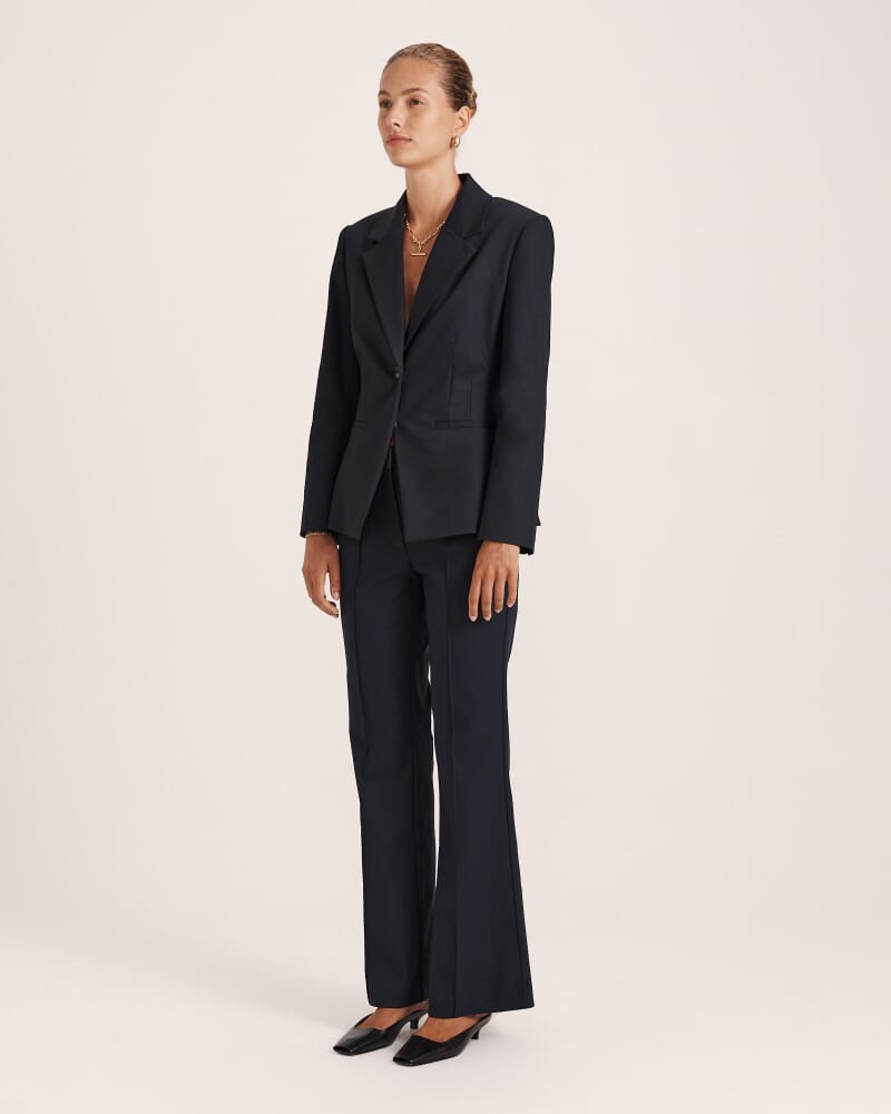 Tia Fitted Blazer in BLACK