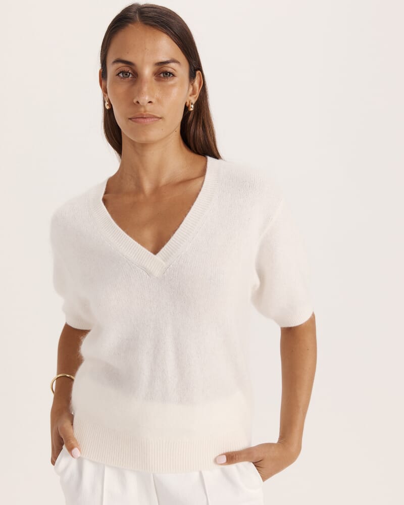 Wynter Wool Cashmere V Neck Knit in VANILLA