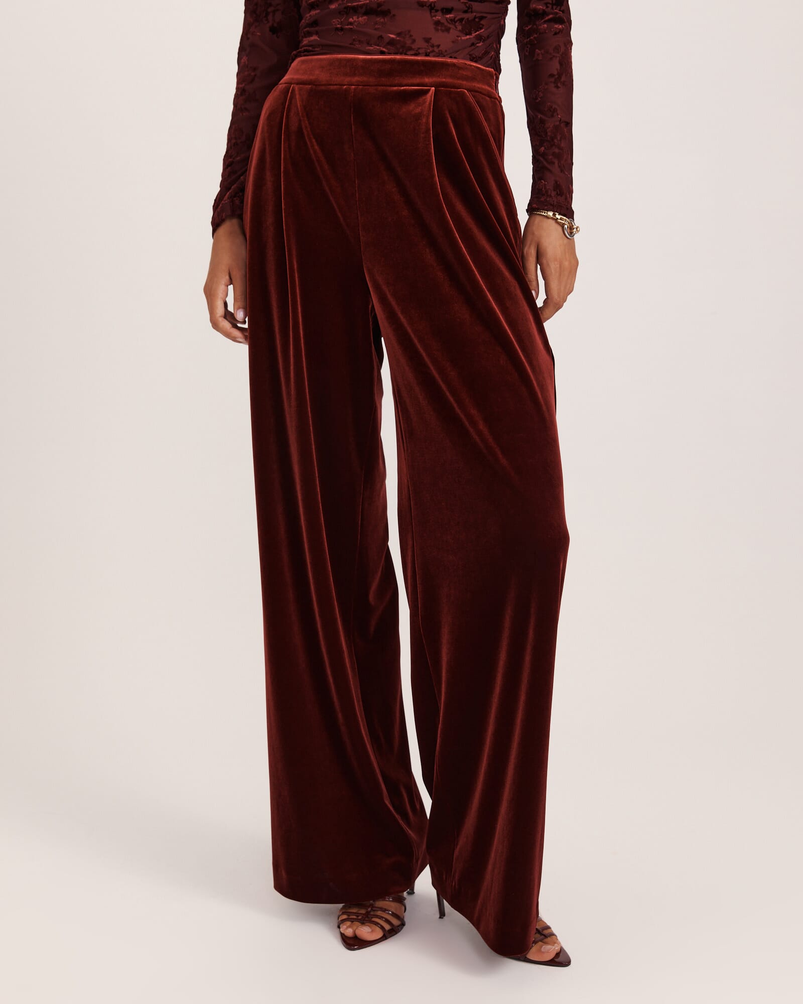 Lea Velvet Pleat Front Pant